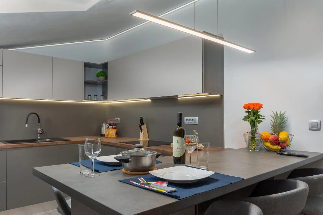 別荘 Apartment Ena Near Pula Amphitheater