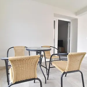 https://sandy-beach-apartments-ljubac-zadar.hotelinzadar.com