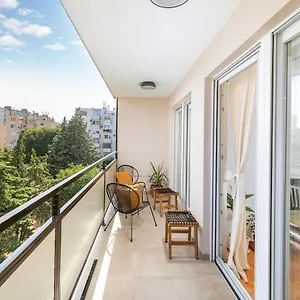  Apartman Sunny Aura - Spacious And Bright, With Parking