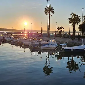 https://apartment-mare-crikvenica-51260.primorje-gorskikotar.com