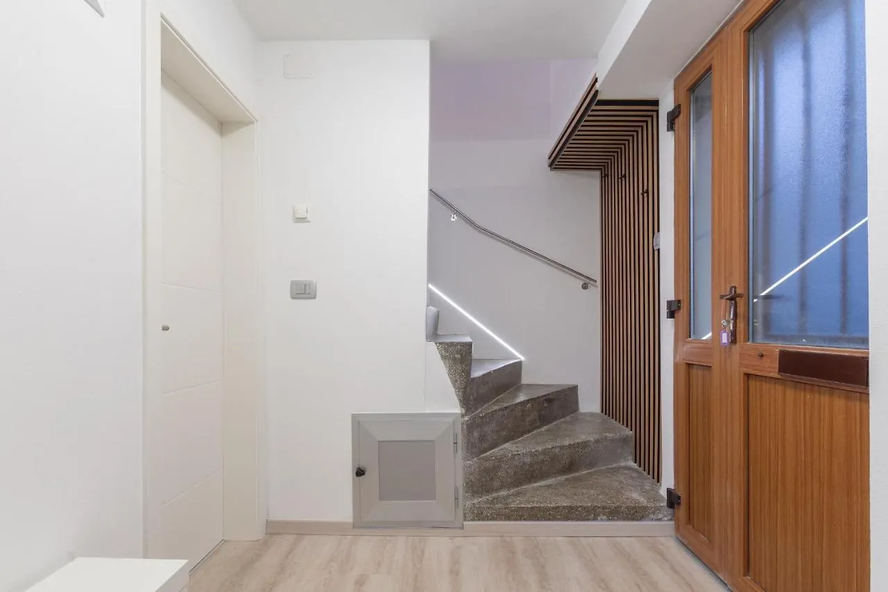 Vikendica Apartment Ena Near Pula Amphitheater